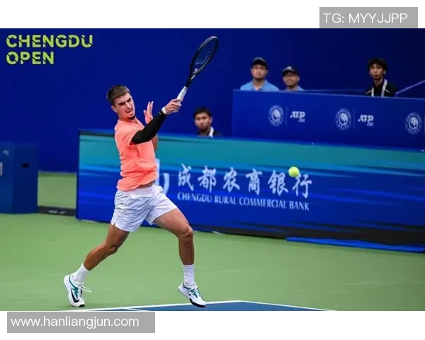 成都网球队进攻策略揭秘:深度解析网球技术与战术的完美结合 成都网球队进攻策略揭秘:深度解析网球技术与战术的完美结合