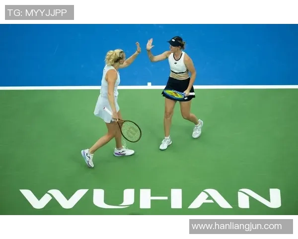 武汉网球队在冠军赛中的灵活应变能力展现出强大竞争力与团队协作精神 武汉网球队在冠军赛中的灵活应变能力展现出强大竞争力与团队协作精神